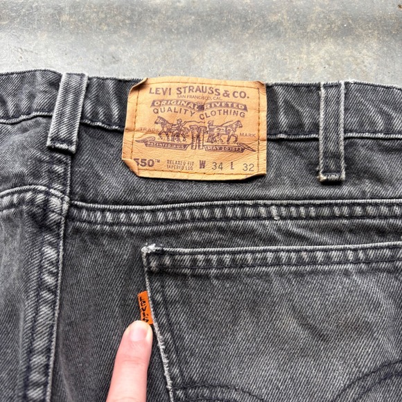 Vintage Levis 550 Orange Tab Relaxed Fit Tapered Leg Black Jeans Mens 34x32 90s - Picture 2 of 7